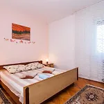 For Families With Children - Zadar - 5747 Apartament *