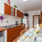 For Families With Children - Zadar - 5747 Apartament