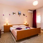 Apartament For Families With Children - Zadar - 5747