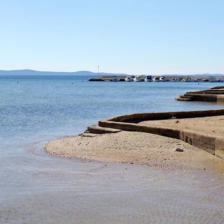Apartament For Families With Children - Zadar - 5747 Privlaka (Zadar)