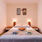 For Families With Children - Zadar - 5747 شقة