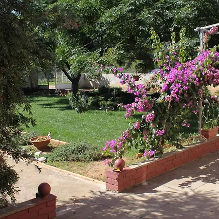 For Families With Children Privlaka, Zadar - 5747 Апартаменты Привлака