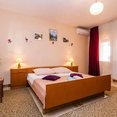 Apartment Apartments For Families With Children Privlaka, Zadar - 5747
