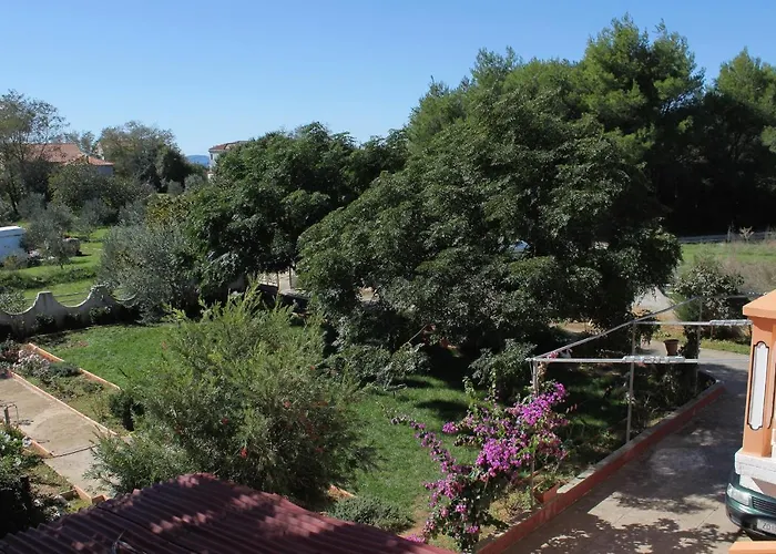 Apartments For Families With Children Privlaka - Zadar - 5747 *