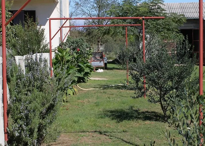 Apartment Apartments For Families With Children Privlaka - Zadar - 5747 Privlaka (Zadar)